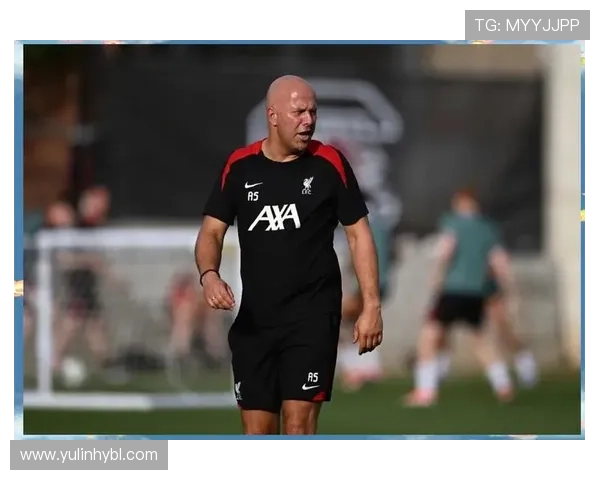 拉斯帕尔马斯俱乐部迎来新任主教练 展望未来赛季挑战与机遇 拉斯帕尔马斯俱乐部迎来新任主教练 展望未来赛季挑战与机遇