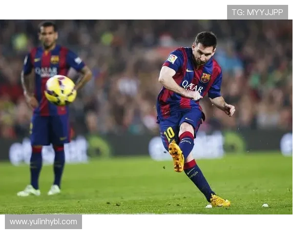 梅西引领新时代足球风潮 揭秘他背后的坚持与荣耀 梅西引领新时代足球风潮 揭秘他背后的坚持与荣耀