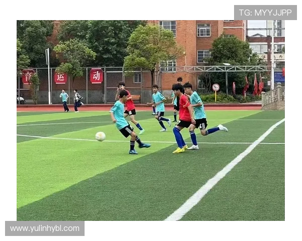 车谷绿茵足球队全力备战新赛季誓夺佳绩展现青春与激情风采 车谷绿茵足球队全力备战新赛季誓夺佳绩展现青春与激情风采