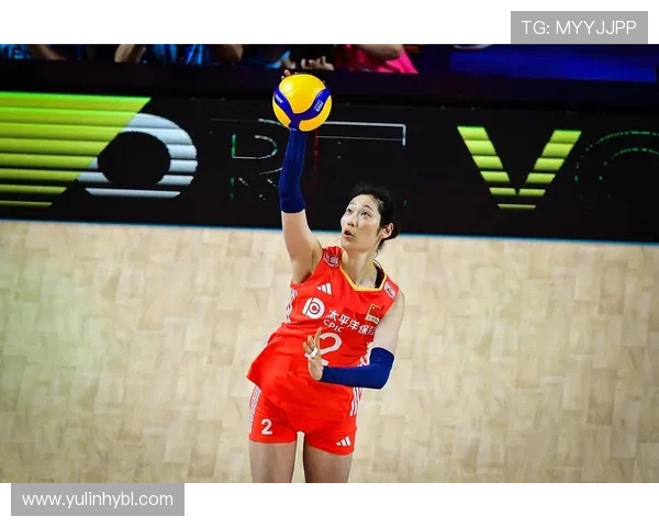 中国女排连胜强敌展现顽强拼搏精神备战世界锦标赛誓夺佳绩