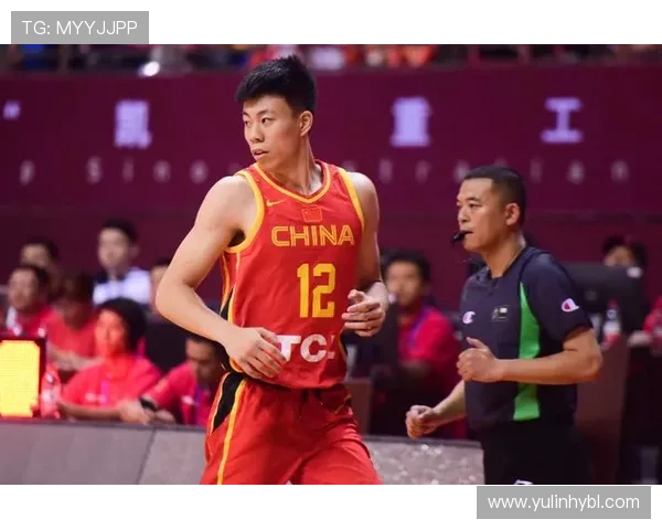 中国男篮力克韩国晋级亚锦赛四强，张镇麟伤退考验球队深度