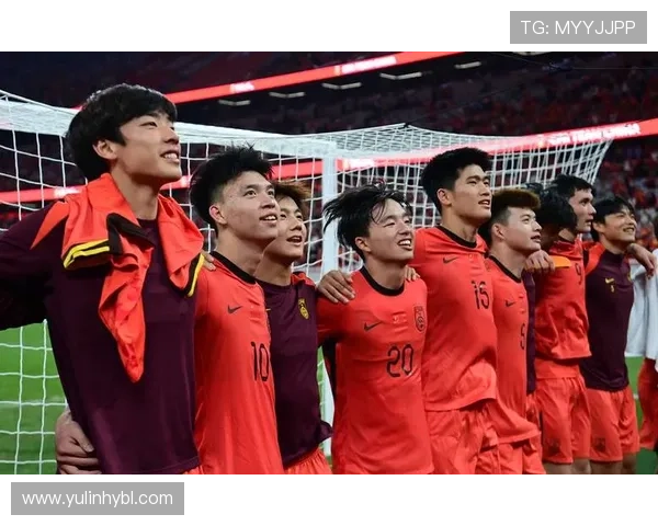 中国足球强势崛起，国足在亚洲杯预选赛中力克劲敌晋级决赛圈