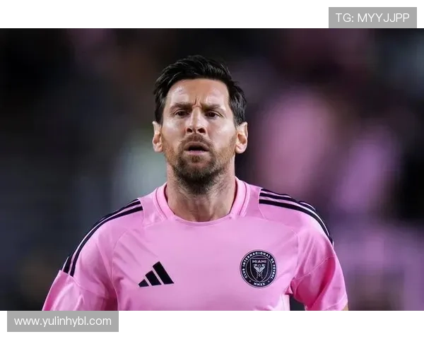 梅西重返巴萨传闻升温 球迷期待传奇回归与新赛季征程